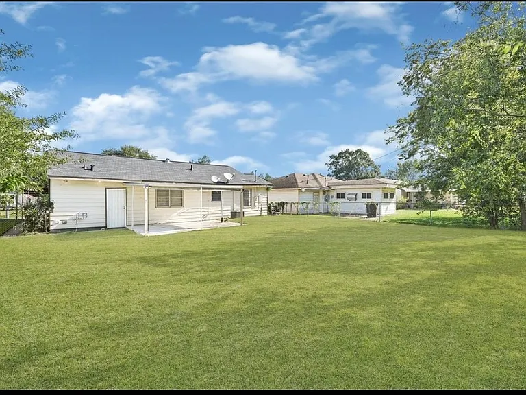 3626 Yosemite St — Photo 5