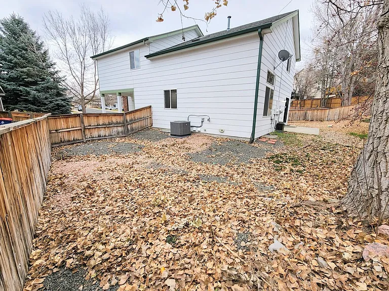 10459 Hollyhock Ct — Photo 37