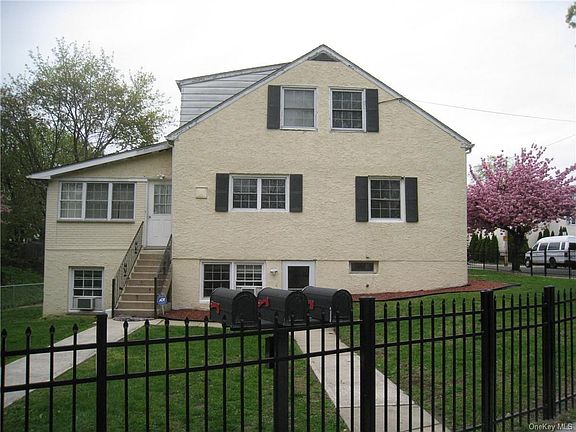 2nd image of 107 Wallace St #1