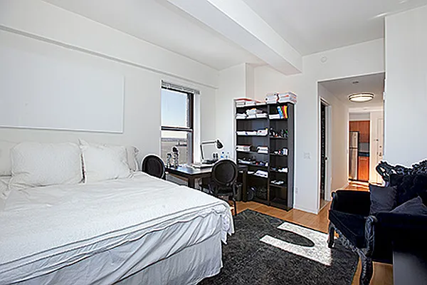Rented by New York Residence | media 76