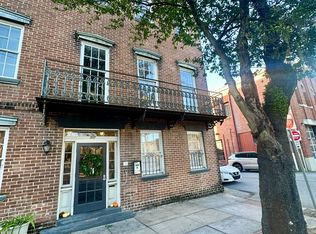 217 Abercorn St, Savannah, GA 31401
