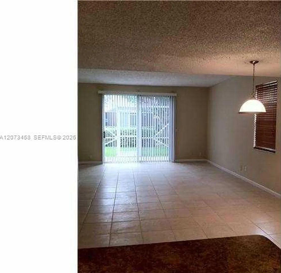 1621 Barcelona Way th 6-32, Weston, FL 33327 — Photo 4