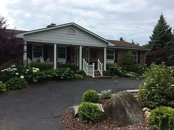 5394 Brighton Rd, Brighton, MI 48116