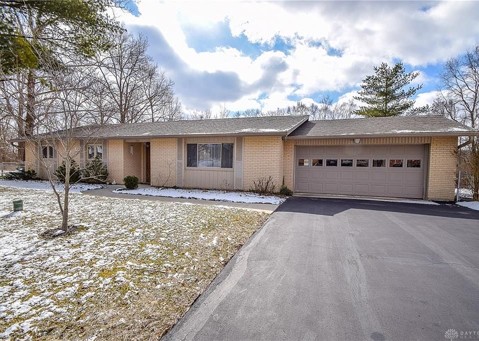 1st image of 1358 Old Country Dr