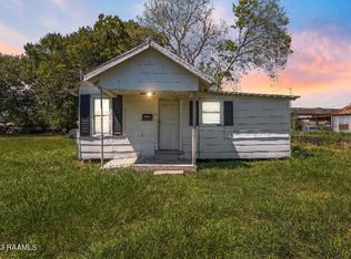 104 S Avenue M, Crowley, LA 70526
