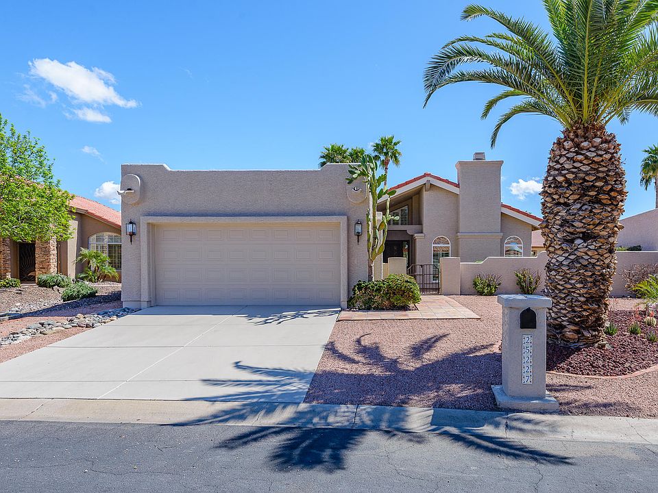 1st image of 25227 S Cloverland Dr