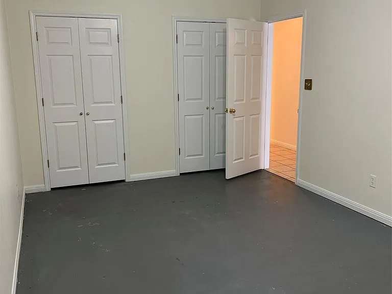 1105 Advance St — Photo 15