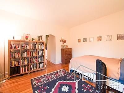 3rd image of 379 Henry St APT 3