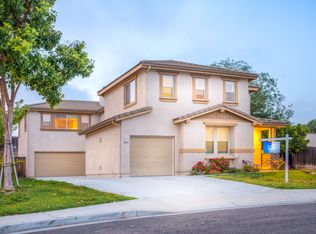 1006 Greenway Rd, Oceanside, CA 92057