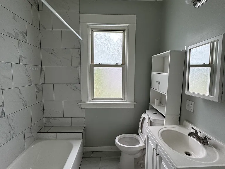 918 Winchester Ave #2 — Photo 4
