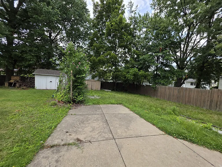 1130 Herberich Ave — Photo 34