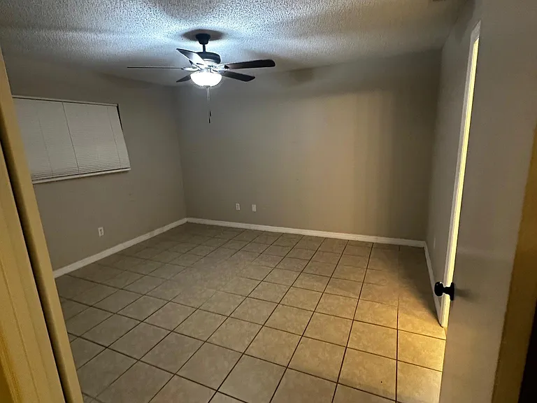507 Mansfield Dr — Photo 1