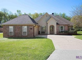 37319 Quiet Lake Rd, Prairieville, LA 70769