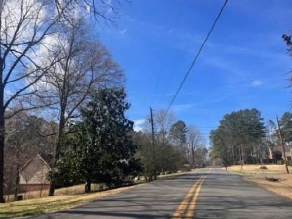 Exterior Neighborhood (street photo)