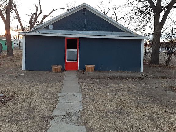 2nd image of 301 Maple Ave
