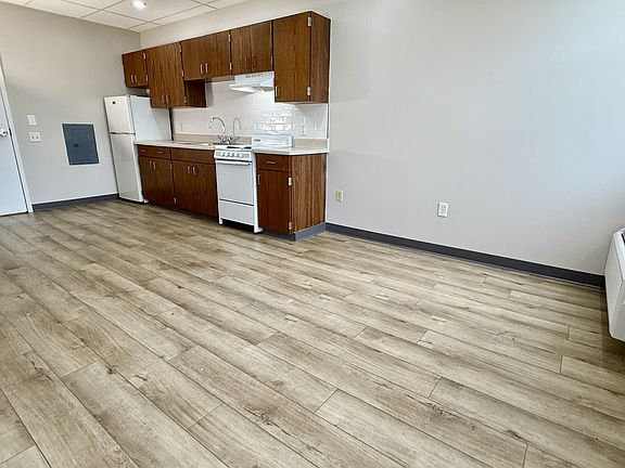 4th image of 622 17th St #11480428