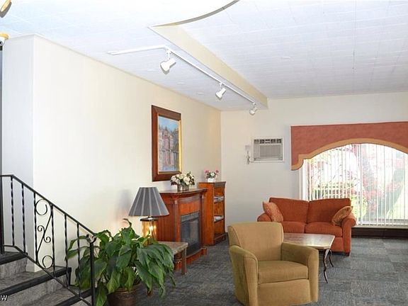 3rd image of 14567 Madison Ave