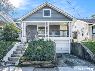 930 Oakhill St SE, Grand Rapids, MI, 49507