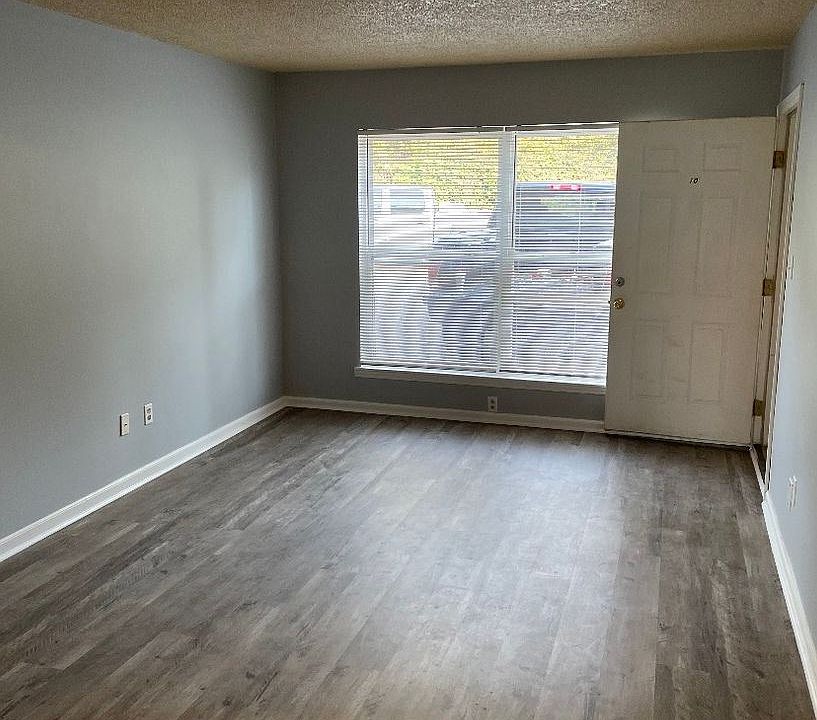 1st image of 329 W Highland St APT 10