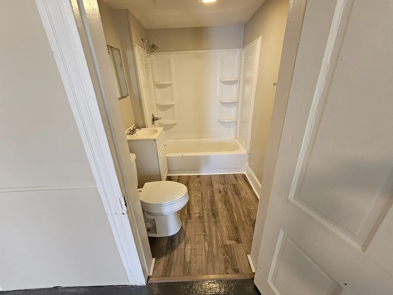 345 E Prospect Street — Photo 3