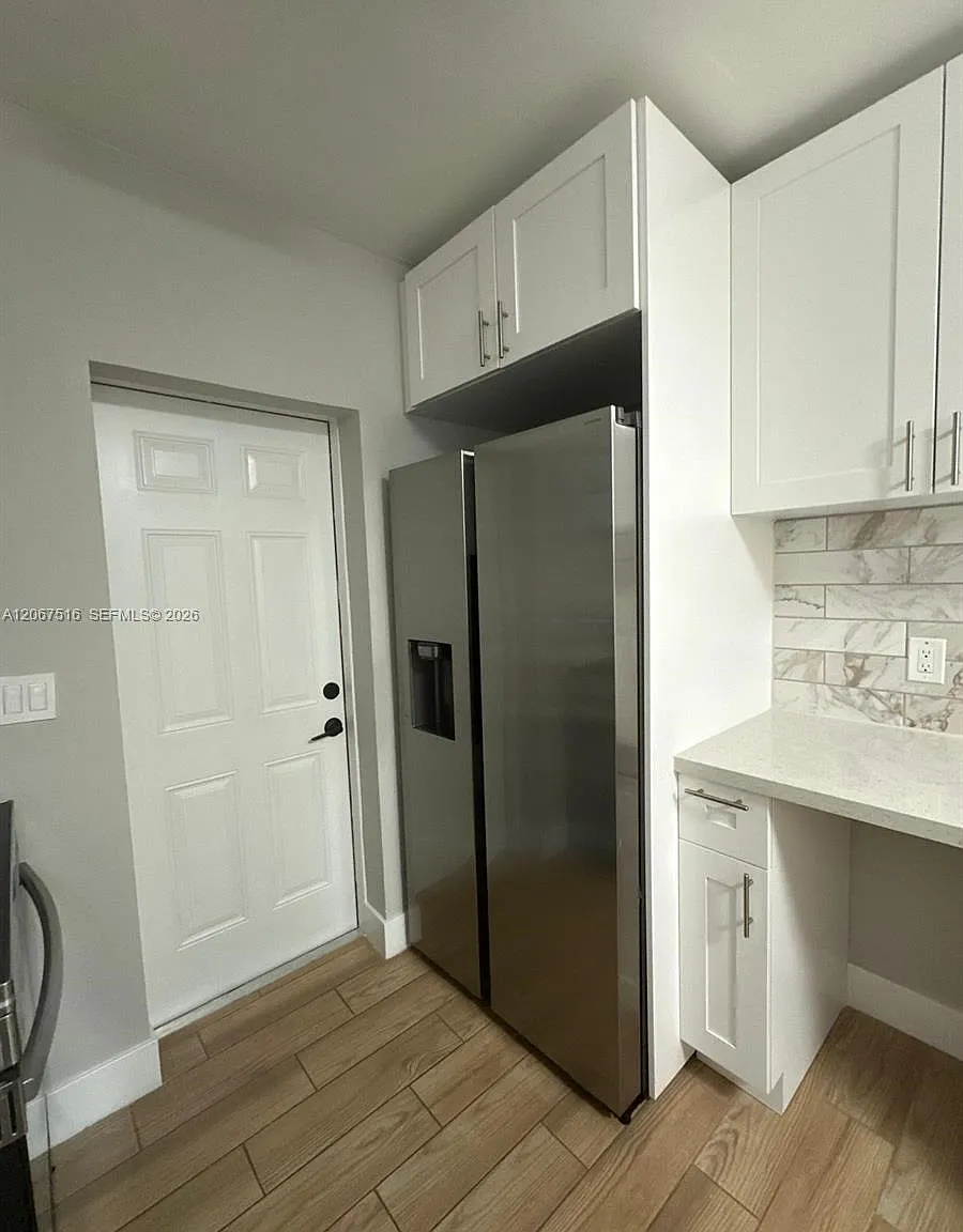 3 bed, $3,500 — Photo 3