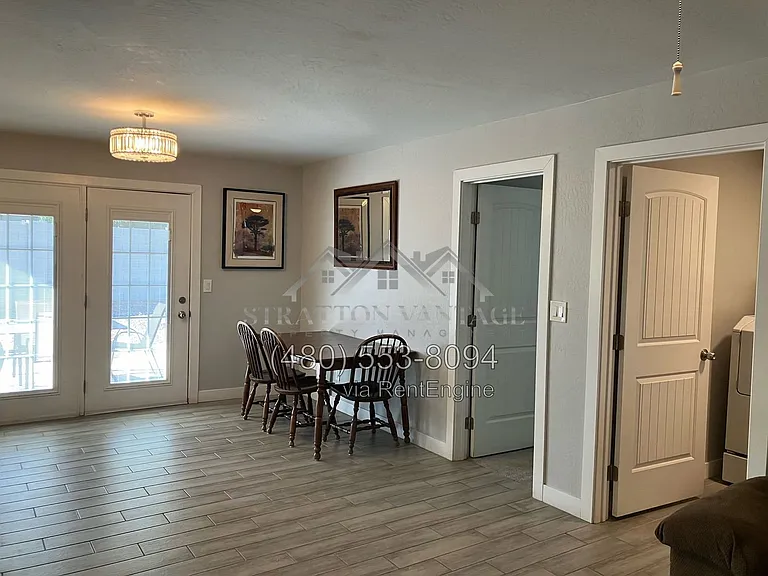 2732 E Michigan Ave — Photo 13