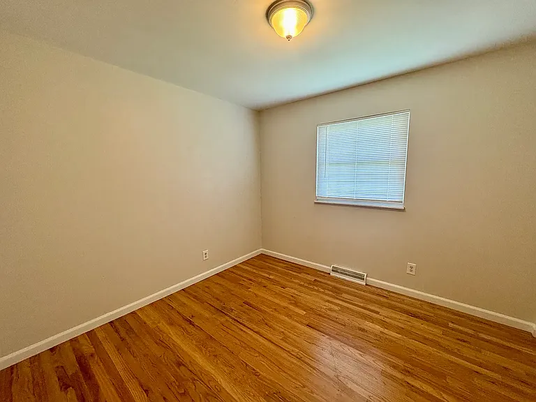 3417 Robyn Ann Dr — Photo 9