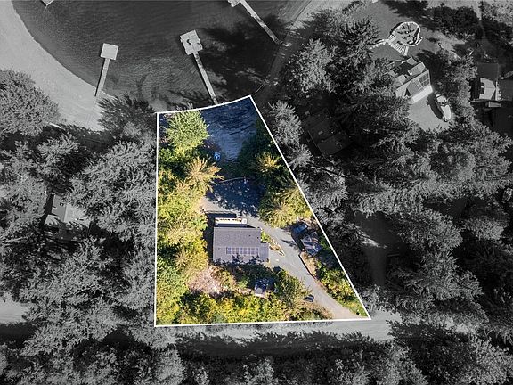 3rd image of 2180 S Lake Rd