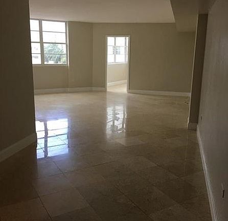 4th image of 825 Brickell Bay Dr APT 445