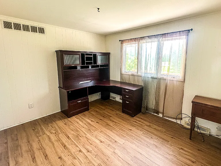 713 Tenikat St — Photo 8