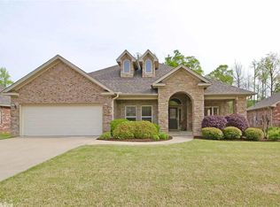 279 Lake Valley Dr, Maumelle, AR 72113