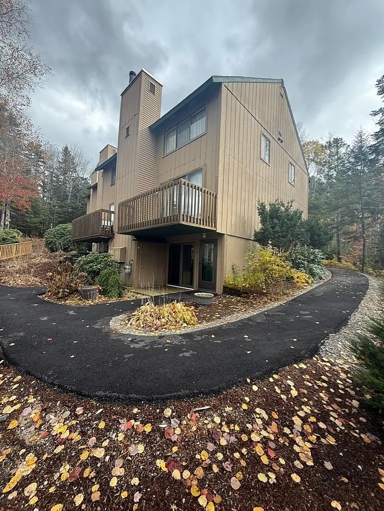 Ellsworth — Photo 3