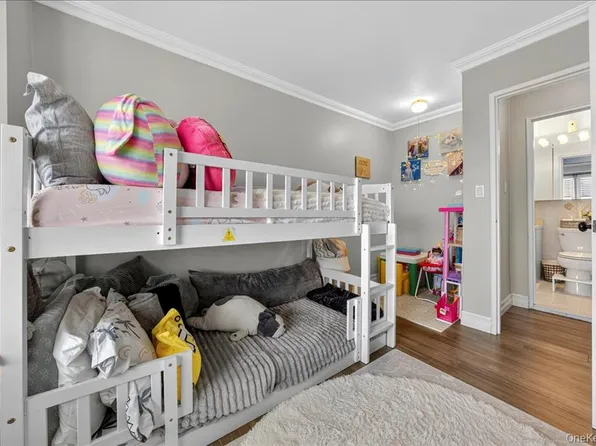 1170 Ocean Parkway image 14 of 31