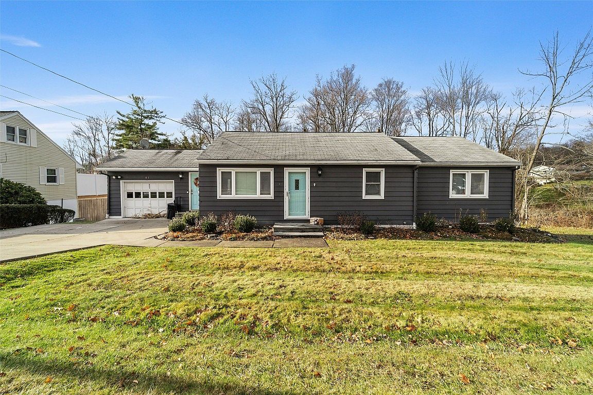 821 Reynolds Rd, Johnson City, NY 13790 Zillow