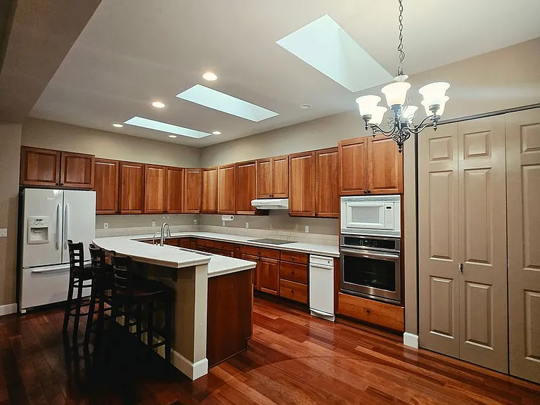81 Mount Constance Way — Photo 10