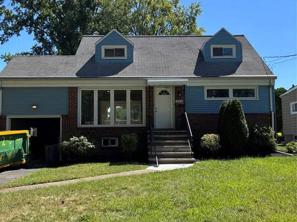 569 5th Ave, Roselle, NJ 07203