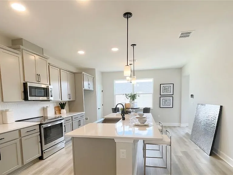 15212 Tribute Ovation Way — Photo 7