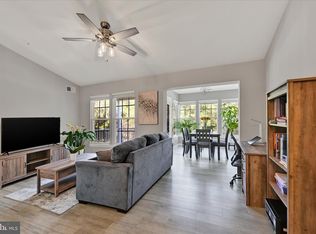 3137 Katewood Ct #3, Mount Washington, MD 21209