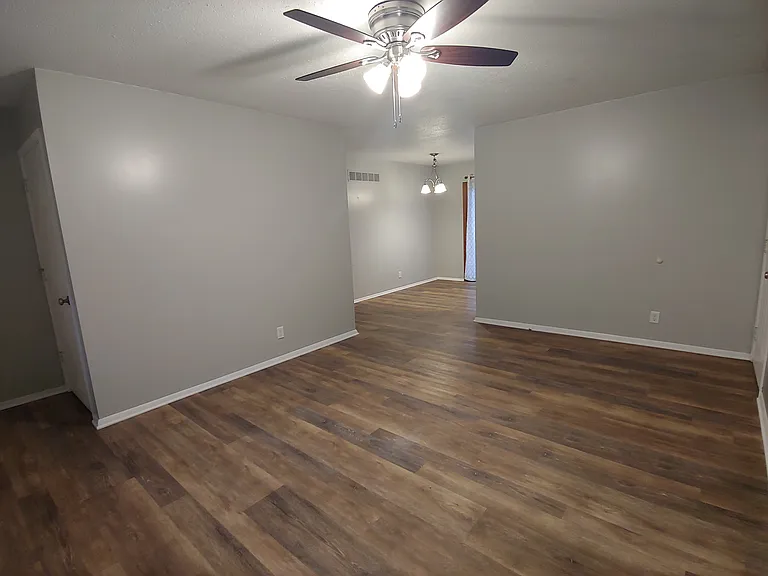 4080 Boston Dr — Photo 15