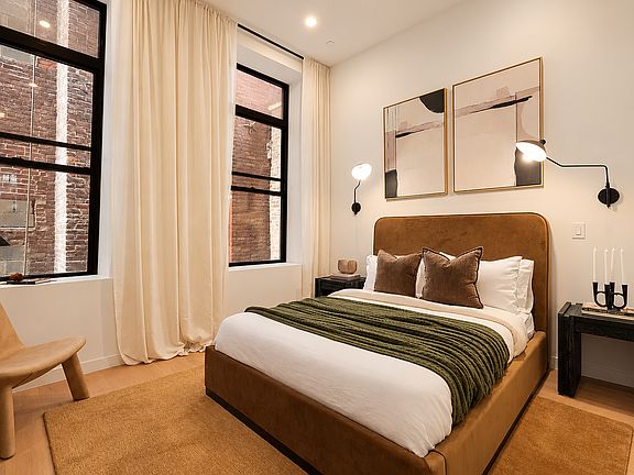 5th image of 111 Reade St #2B