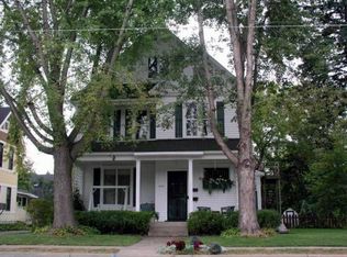 804 3rd St S, Stillwater, MN 55082