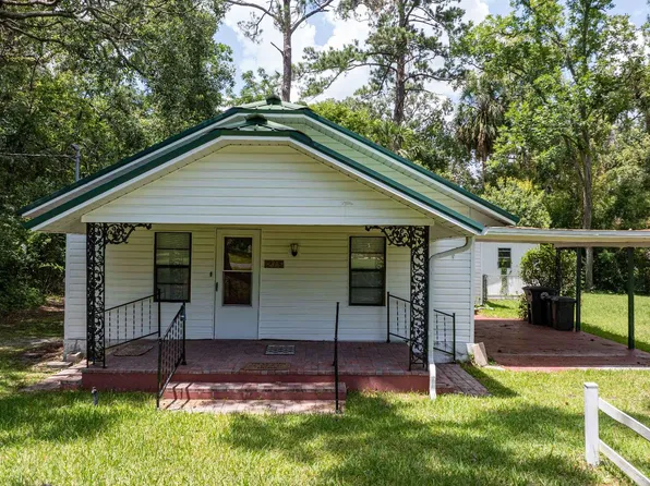 215 Meadow St SE, Live Oak, FL 32064