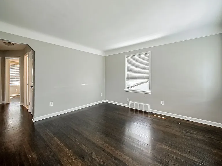 113 S Minerva Ave — Photo 21