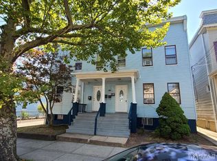 124 1st St, Perth Amboy, NJ 08861