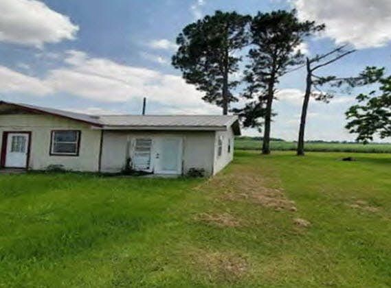 2nd image of 35039 Paul Le Blanc Ln