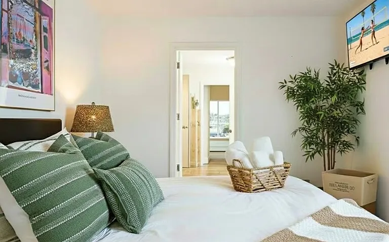 166 Pinellas Way N #1 — Photo 5