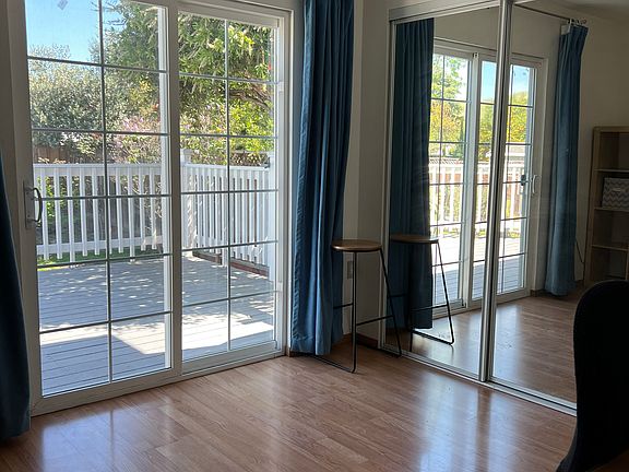 3rd image of 41530 Chadbourne Dr