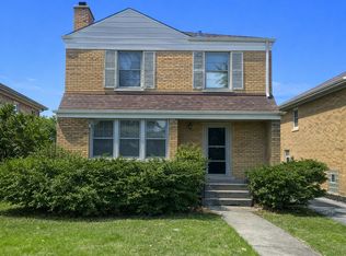 10126 S Oakley Ave, Chicago, IL 60643