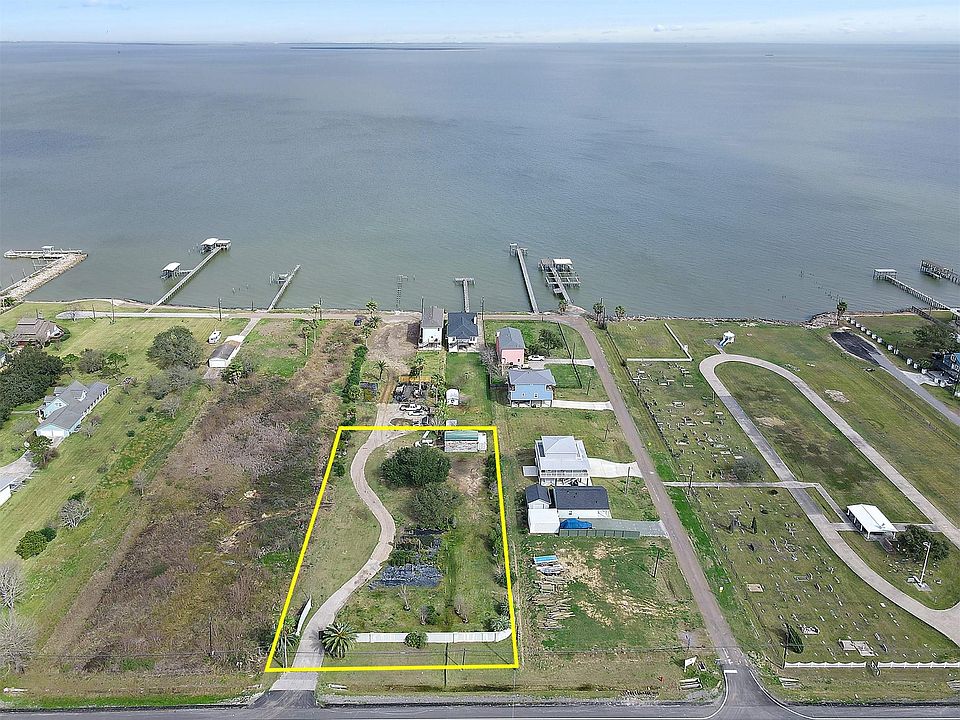 1st image of 2222 E Bayshore Dr