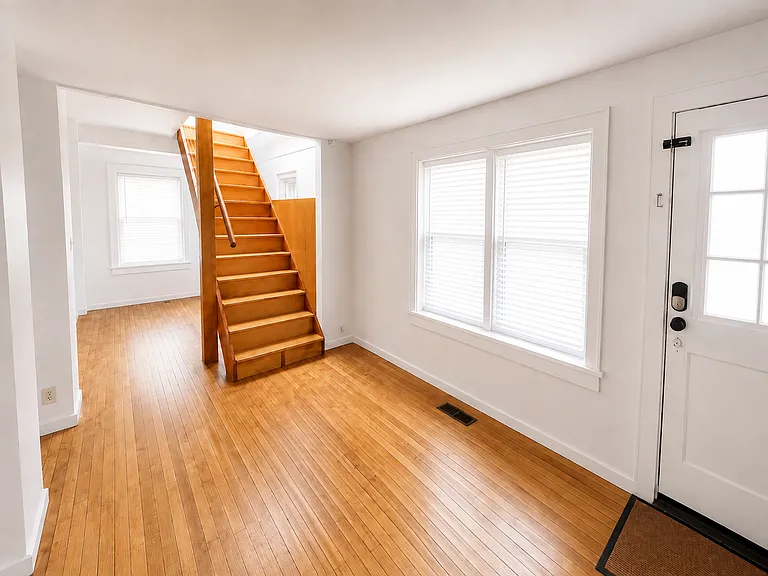 1761 N Marshall St — Photo 14
